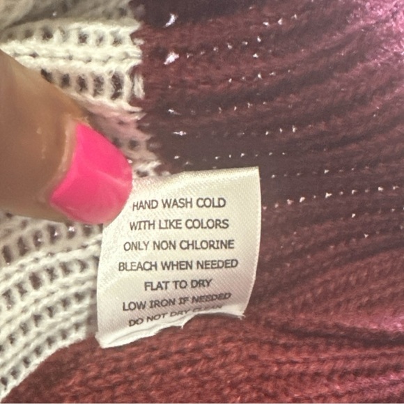 Rebellious One “Take Me To Paris” Sweater XS NWT Burgundy - Picture 7 of 7